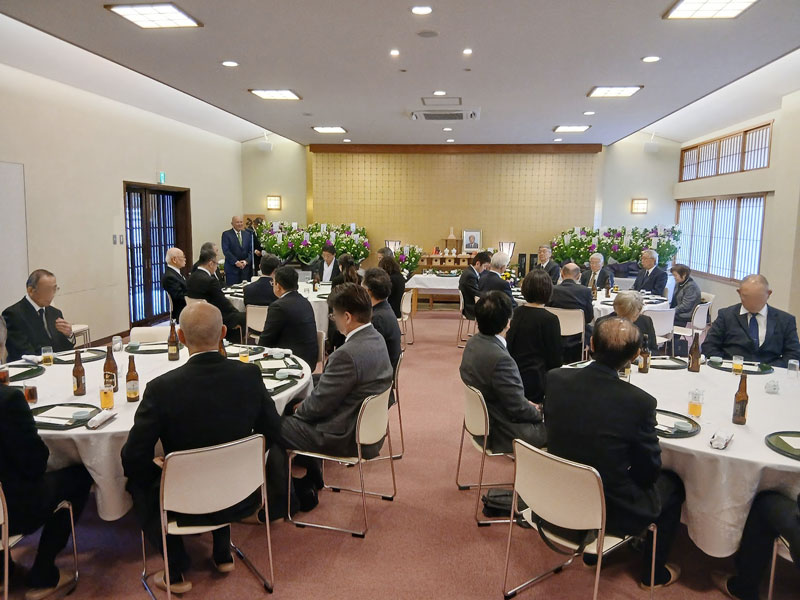 小泉会長の五十日祭及びお別れ会を開催いたしました